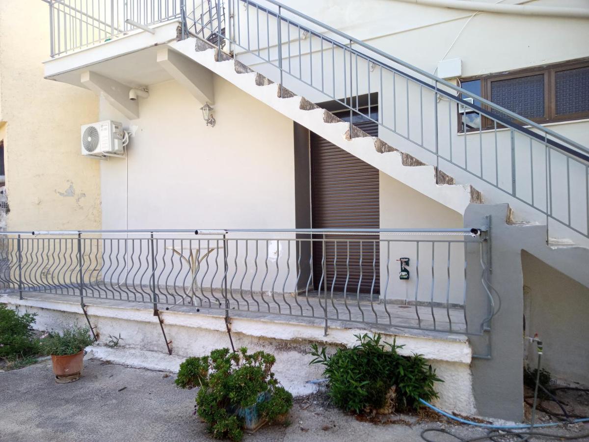 Tom House 1 Apartment Filiatra Exterior foto